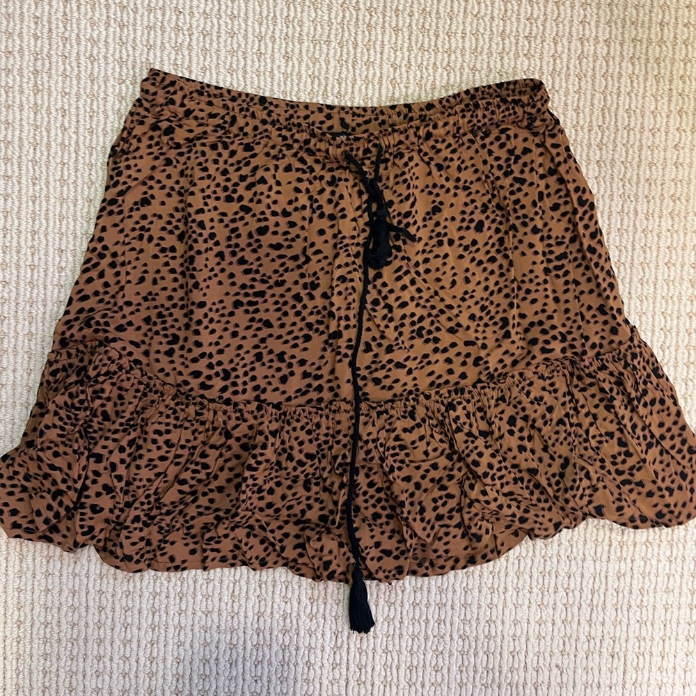 Cheetah print flowy skirt